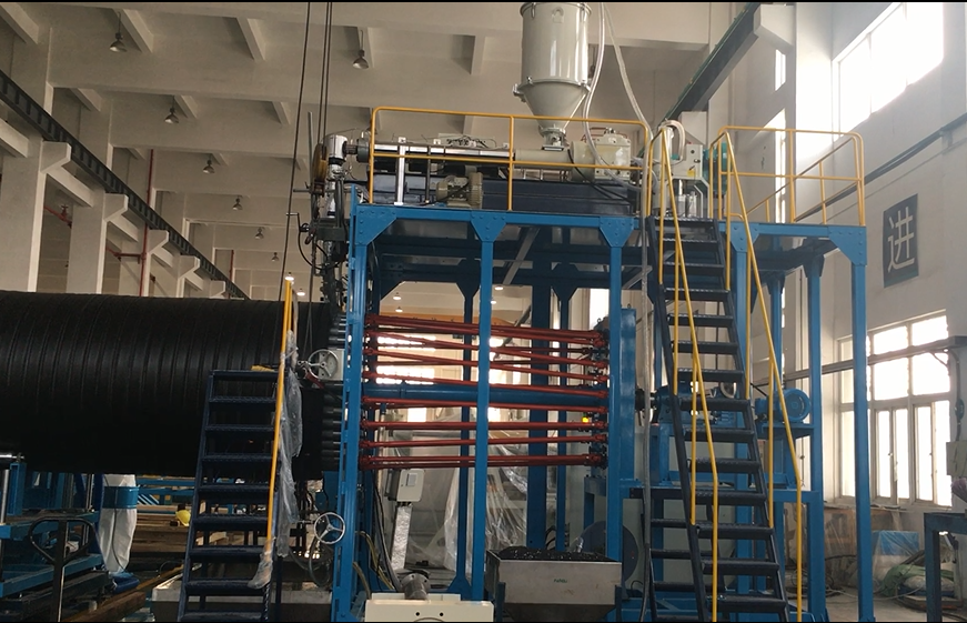 Produkcja rur nawojowych HDPE o dużej średnicy